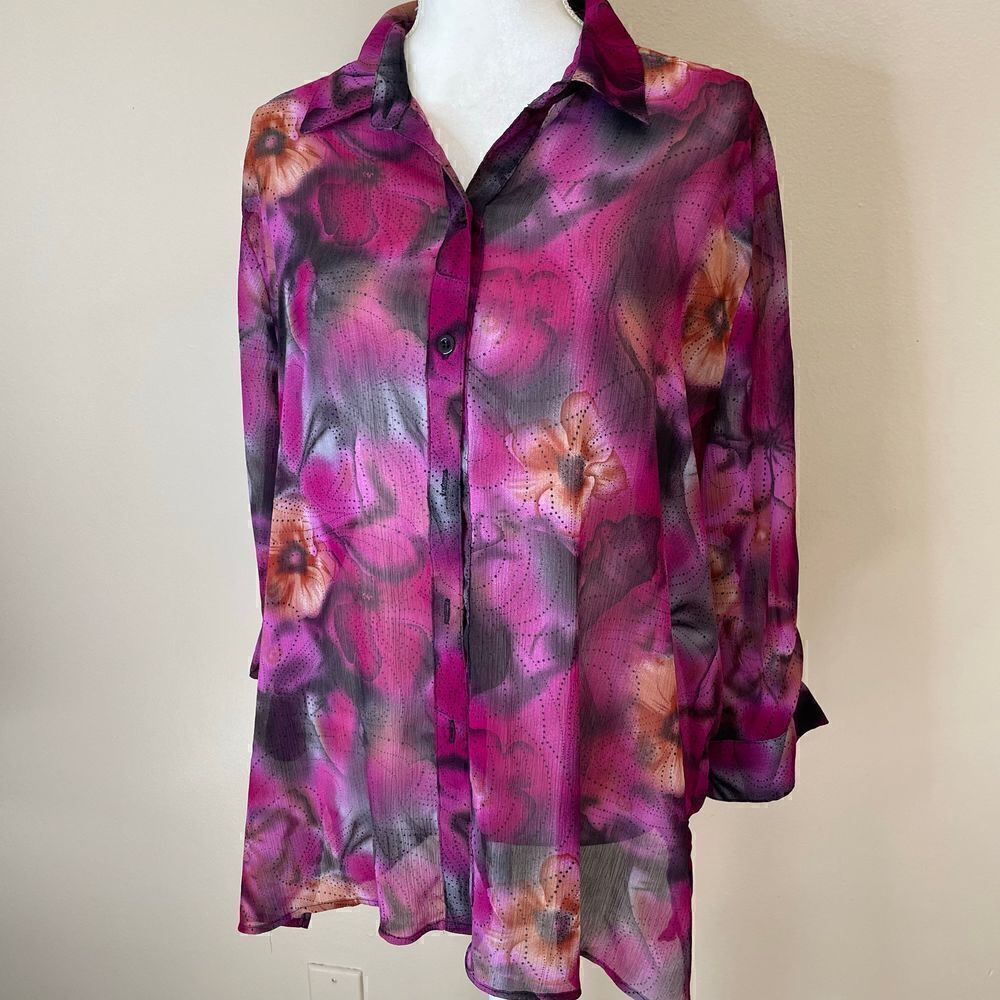 Southern Lady| 2XLarge| Button up| Semi Sheer| 3/4 sleeve